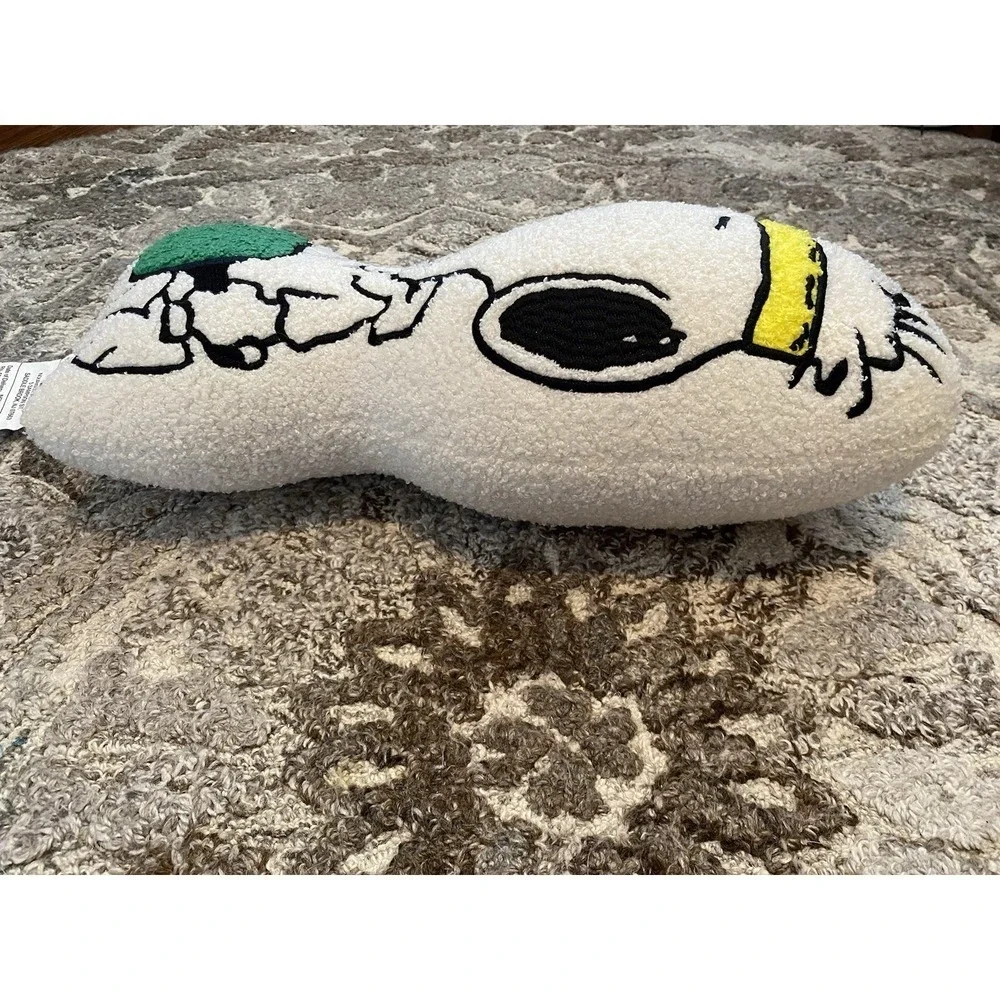 Peanuts smoke pet